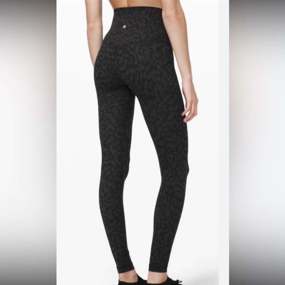 LULULEMON black animal print align leggings